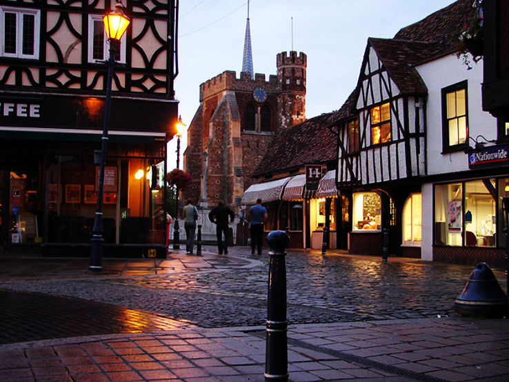 Hitchin Trip Packages