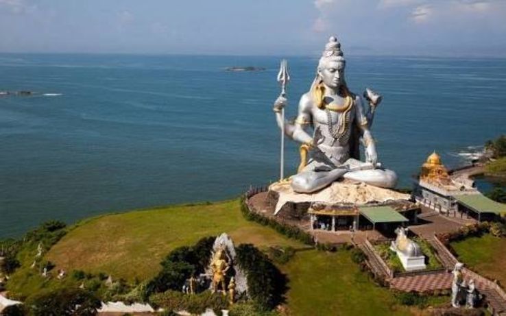 Murudeshwar Beach Uttara Kannada - Mangalore Taxi