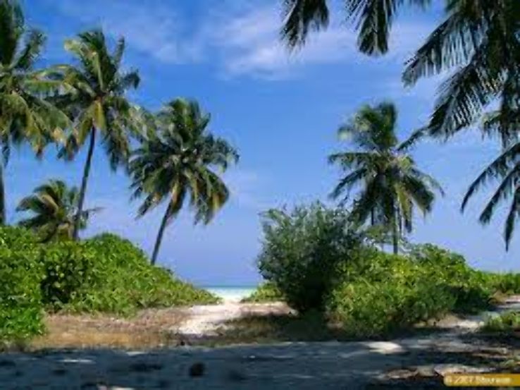 Nilandhoo Trip Packages