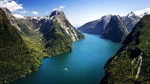 Top New Zealand Tour Packages with Price - Hello Travel Buzz