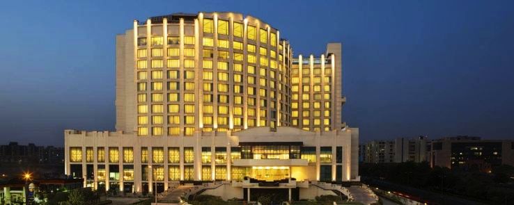 Hotels Near Delhi Airport - Hello Travel Buzz