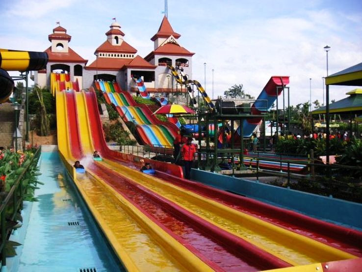 Top 5 Water Parks in Bangalore - Hello Travel Buzz