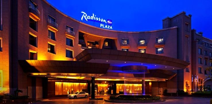 hotels-near-delhi-airport-hello-travel-buzz