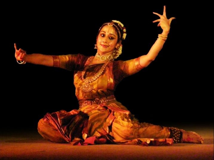 dance indian india forms popular kuchipudi bharatnatyam grooving