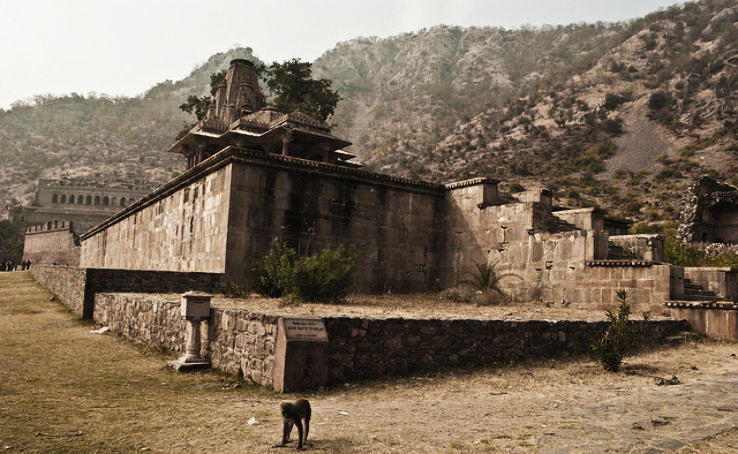 The Spookiest Ghost Towns In India Hello Travel Buzz