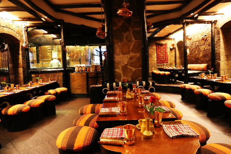 Top 10 restaurants of Delhi - Hello Travel Buzz