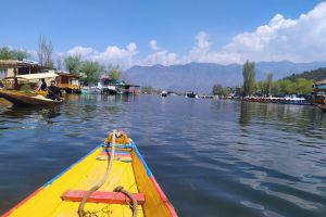 5 Days 4 Nights Kashmir Tour by B.A.T.S TRAVELLER