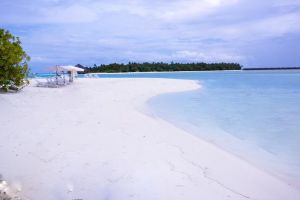 5 Days 4 Nights in Dhiffushi Tour Package by Zaha Travels