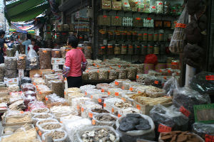 Qing Ping Chinese Medicine Market 