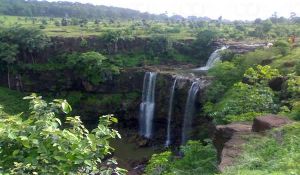 Kukdi Khapa Waterfall