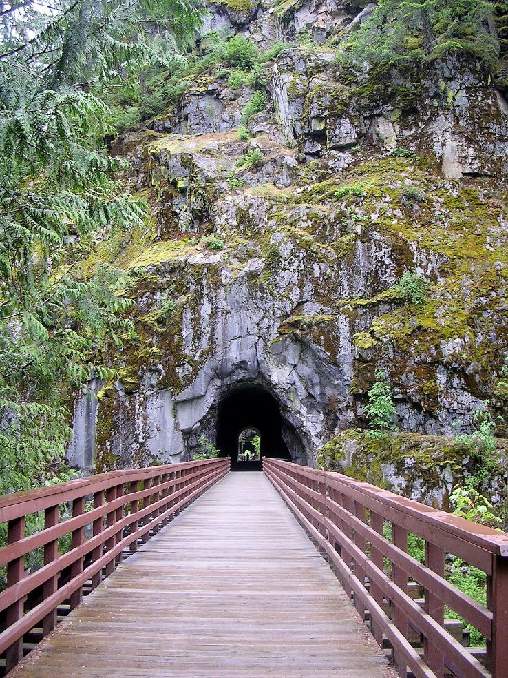  Othello Tunnels  Trip Packages