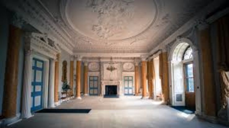 Stoneleigh Abbey Trip Packages