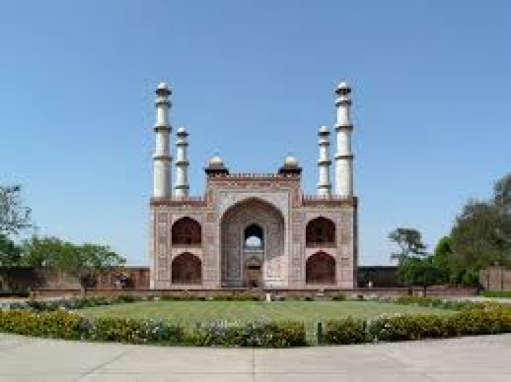 Amazing 3 Days 2 Nights Agra with New Delhi Trip Package