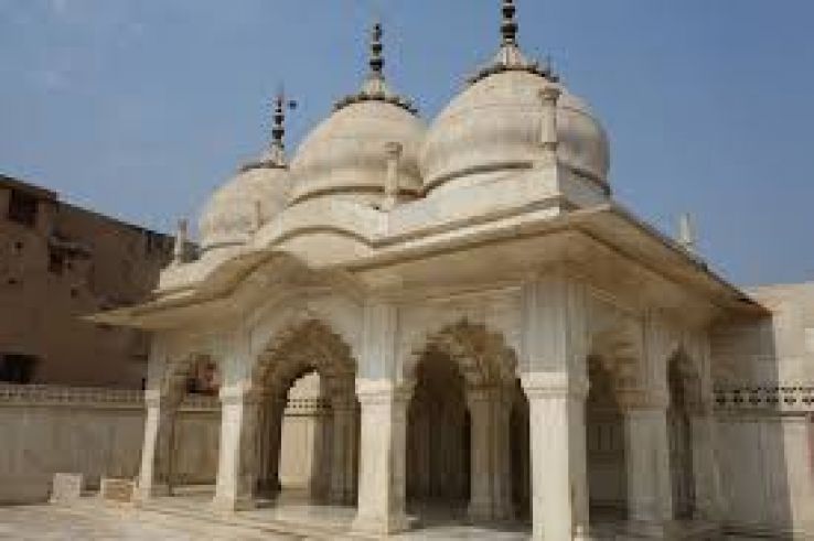 Heart-warming 3 Days 2 Nights agra with new delhi Tour Package