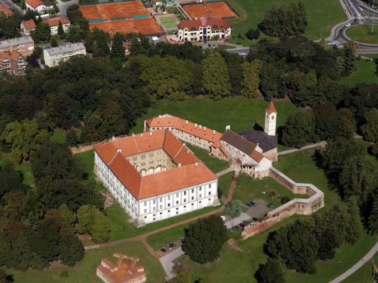 Cakovec Castle Trip Packages