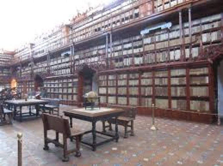 Biblioteca Palafoxiana Trip Packages