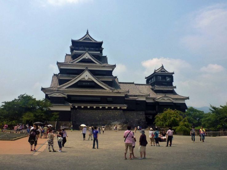 Kumamoto Castle Trip Packages