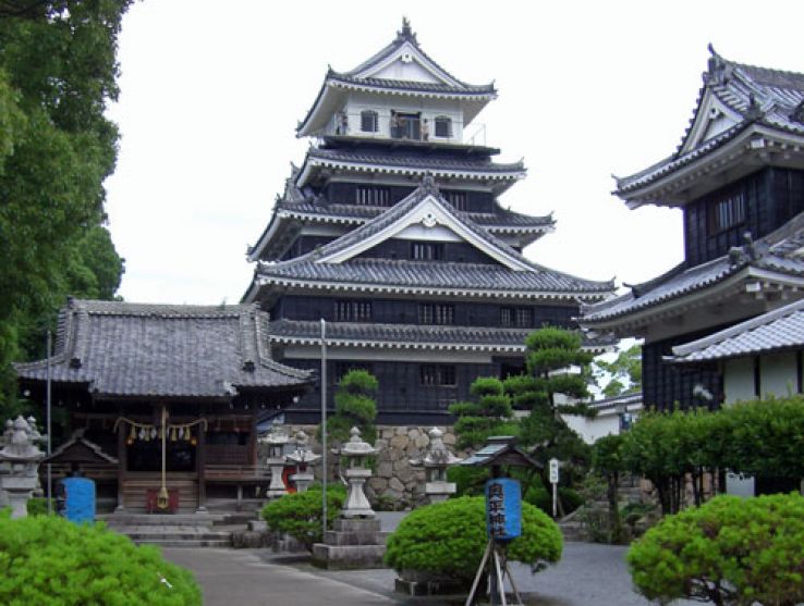 Nakatsu Castle Trip Packages