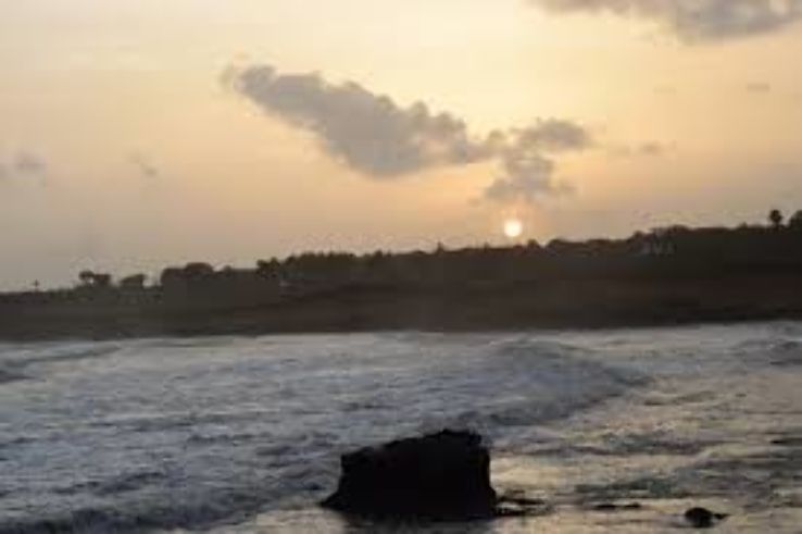 Nagoa Beach in diu India - reviews, best time to visit, photos of Nagoa  Beach , Beach tours, things to do in diu | Hellotravel