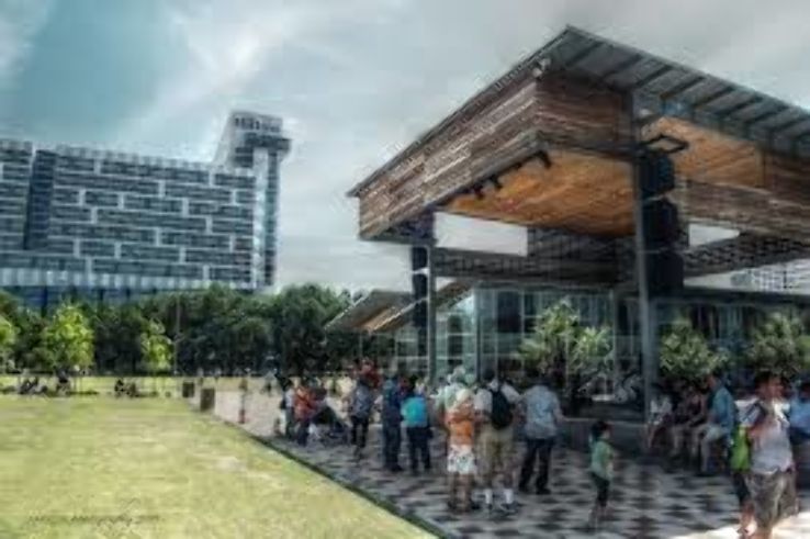 Discovery Green  Trip Packages