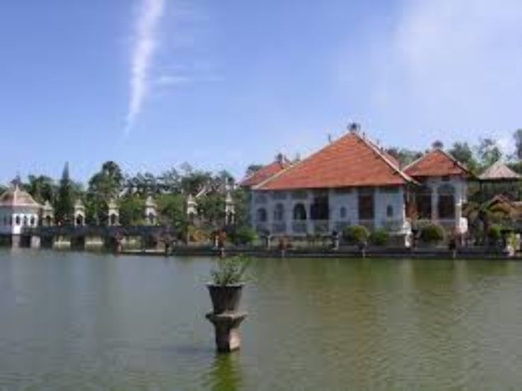 Ujung Water Palace Trip Packages