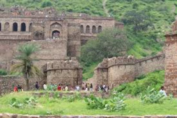 Amazing Alwar Tour Package for 4 Days 3 Nights