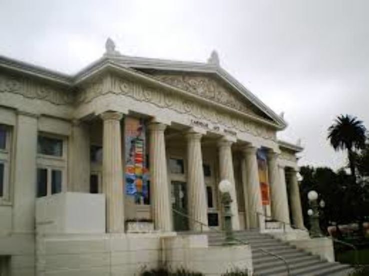 Carnegie Art Museum Trip Packages