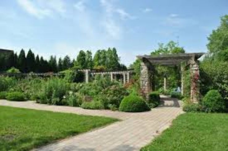 Wegerzyn Gardens MetroPark  Trip Packages