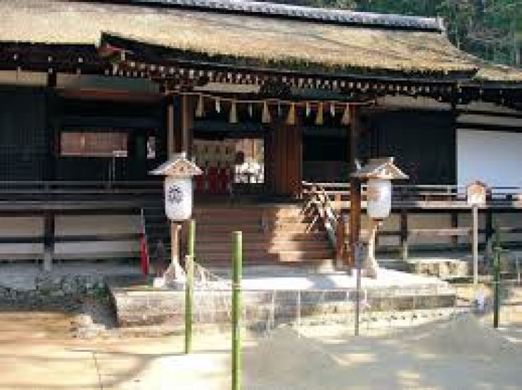 Ujigami Shrine Trip Packages