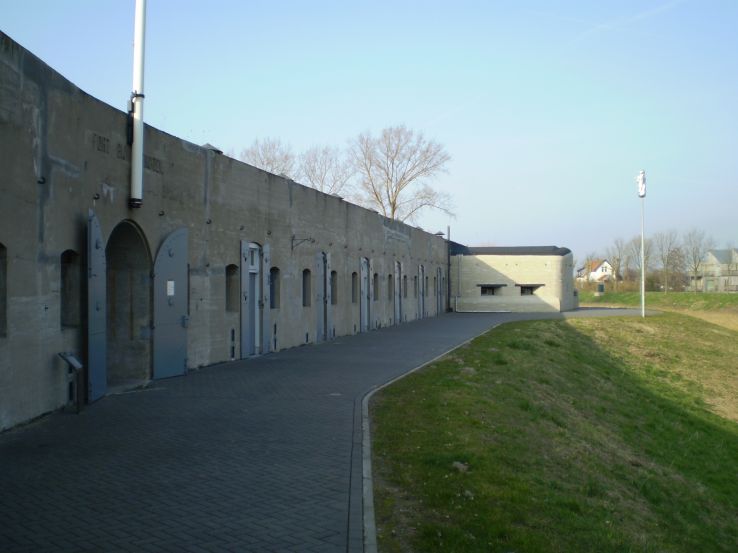 Fort Vijfhuizen Trip Packages