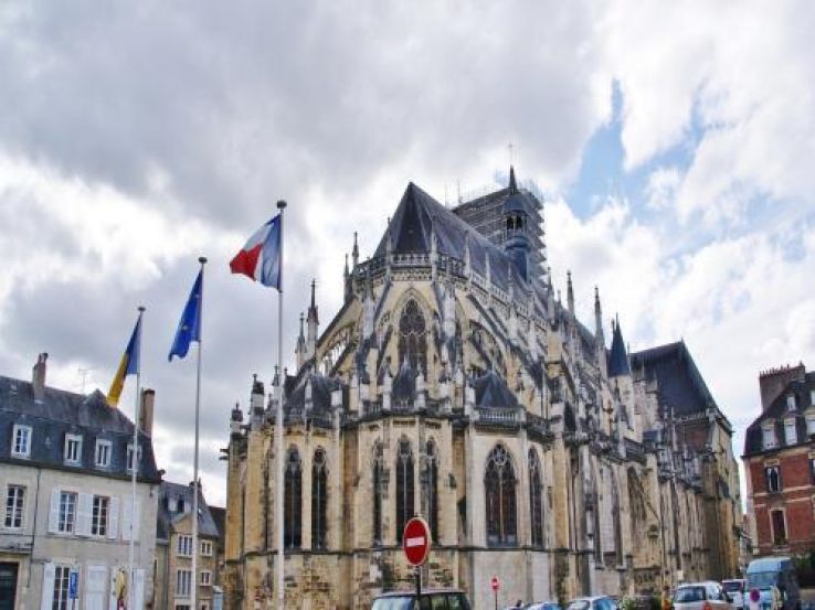 Nevers Cathedral Trip Packages