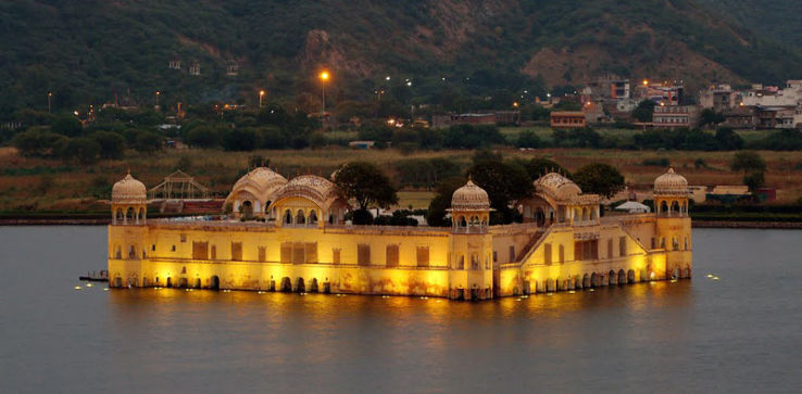 Jal Mahal Trip Packages