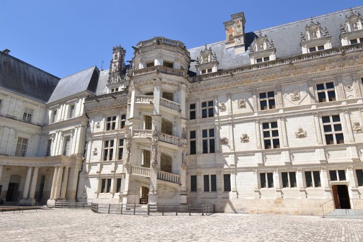 Royal Chateau de Blois Trip Packages