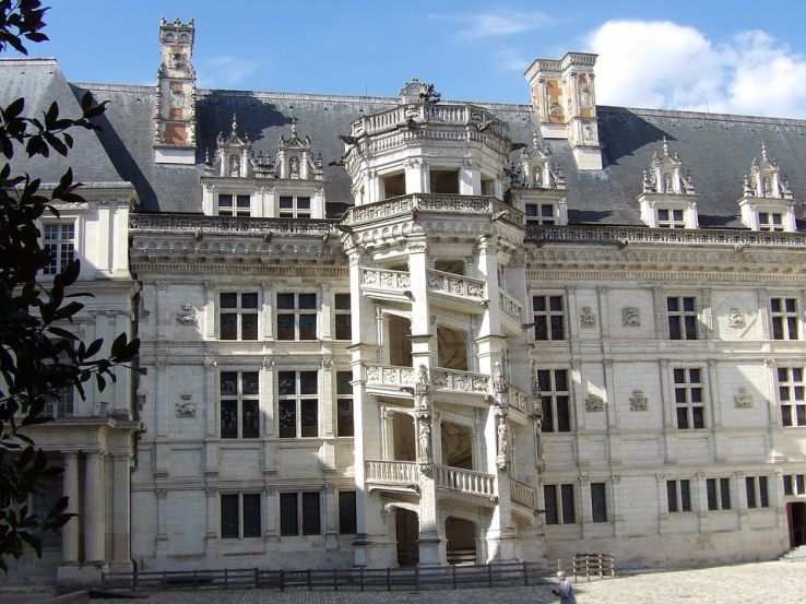 Royal Chateau de Blois Trip Packages