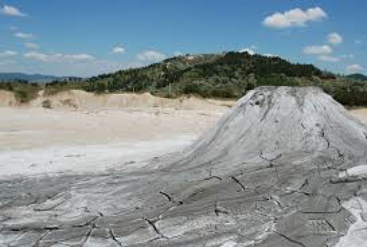 Berca Mud Volcanoes Trip Packages