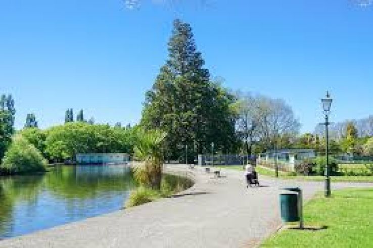 Queen Elizabeth Park Trip Packages