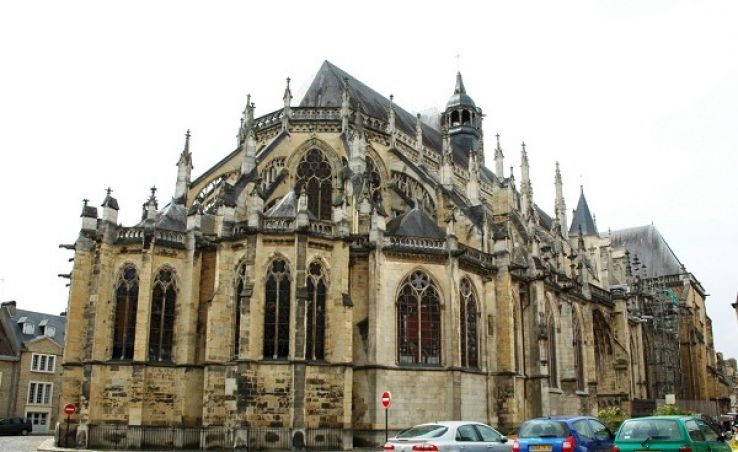 Nevers Cathedral Trip Packages