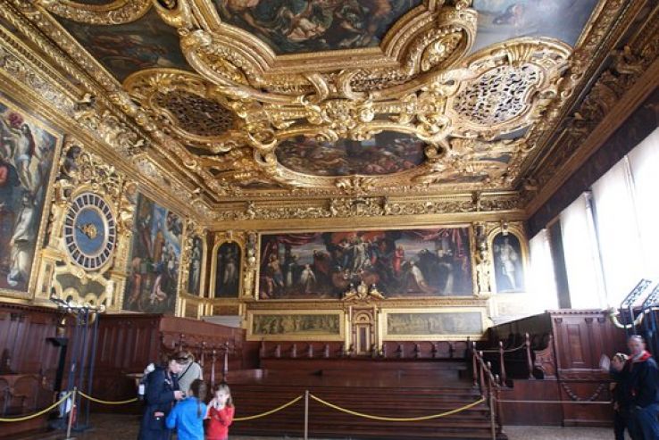 Ducal Palace of Nevers Trip Packages