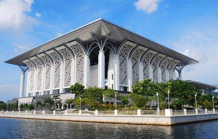 Image result for masjid besi putrajaya