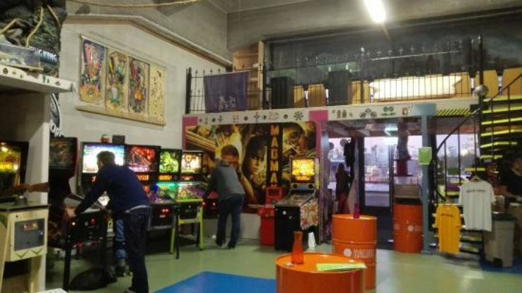 Visit Dutch Pinball Museum in Rotterdam