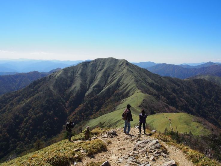 Mountain which overlooks Mount Tsurugi system Trip Packages