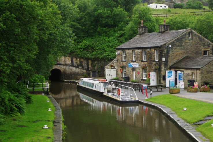 Standedge Tunnels Trip Packages