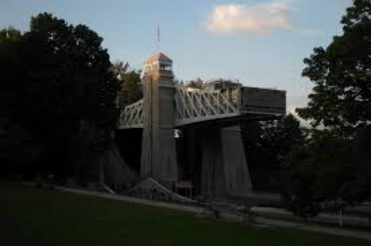 Lock 21 - Peterborough Lift Lock Trip Packages