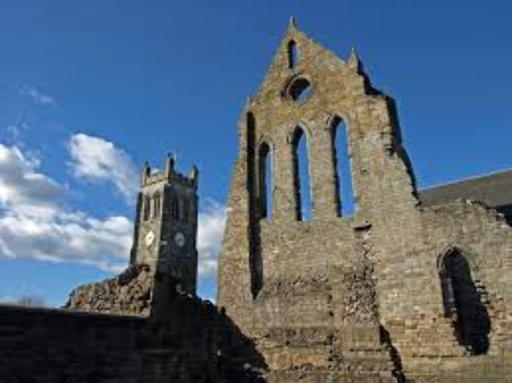 Kilwinning Abbey Trip Packages