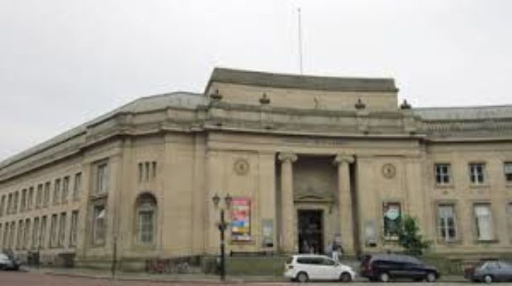 Bolton Museum Aquarium and Archive Trip Packages