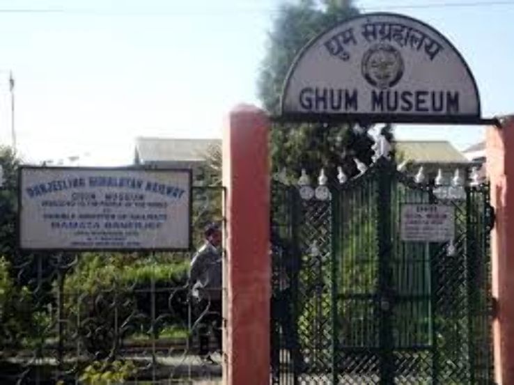 Ghoom Museum Trip Packages