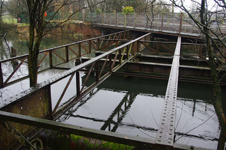 Ulverston Canal Trip Packages