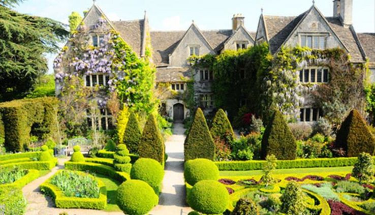 Abbey House Gardens Trip Packages