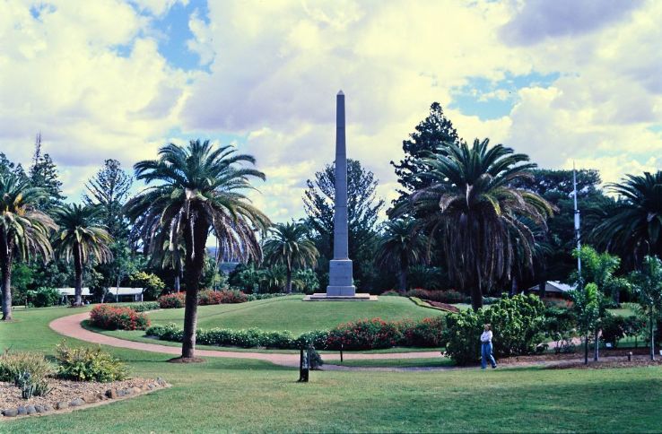 Rockhampton War Memorial  Trip Packages