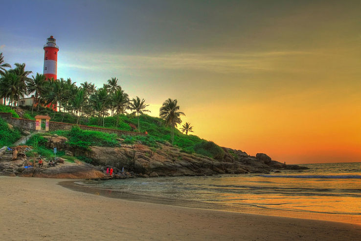 Alappuzha Lighthouse in alappuzha India - reviews, best time to visit,  photos of Alappuzha Lighthouse, Family Holidays tours, things to do in  alappuzha | Hellotravel